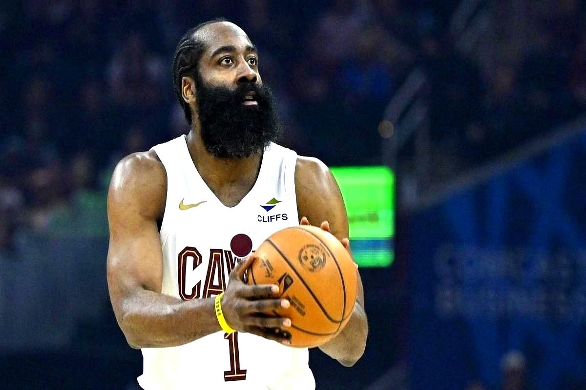 詹姆斯·哈登在骑士队拿到了20分5助攻，正负值却是全场最低的-34。
 

在对