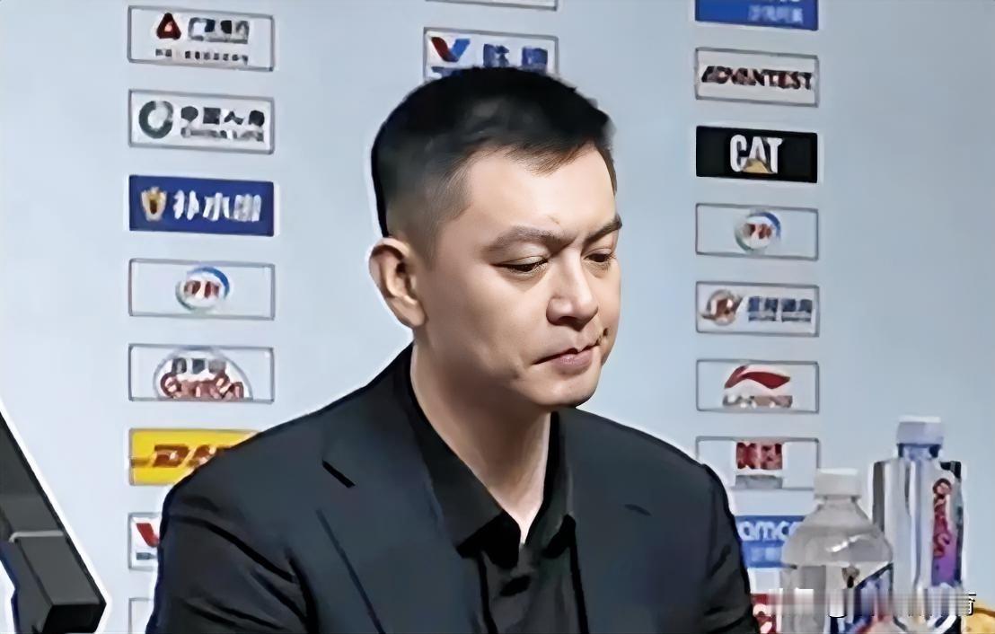 辽篮客场79--66战胜南京天之蓝，杨鸣赛后采访说出致胜秘籍。
本场比赛辽宁队的