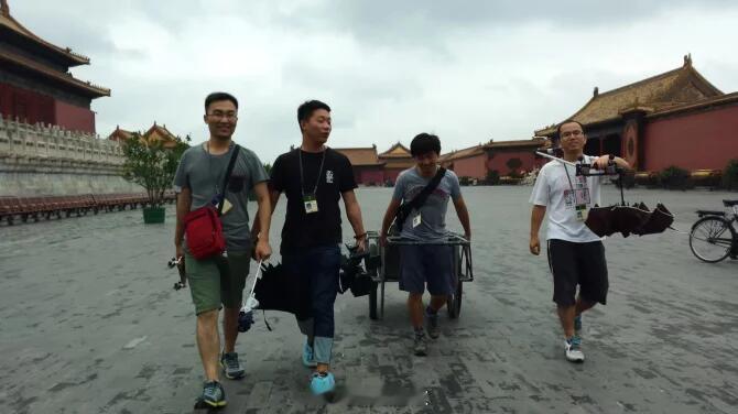 《我在故宫修文物》导演叶君去世，年仅43岁4月20日，一个噩耗传来，《我在故宫修