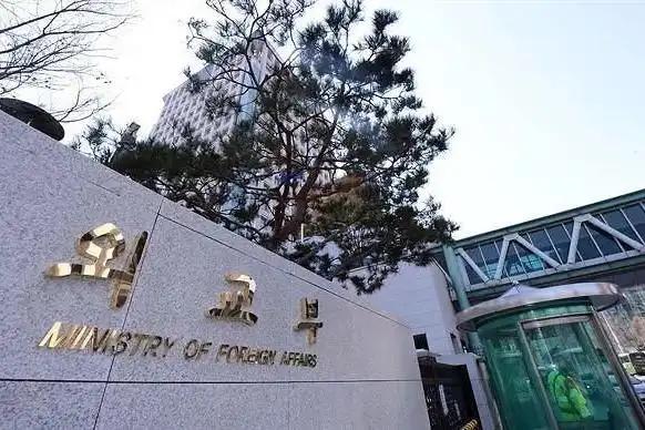 韩国是真的忍到极限了！外交部直接发重磅声明，对着日本政府怒怼抗议，原因真的太气人