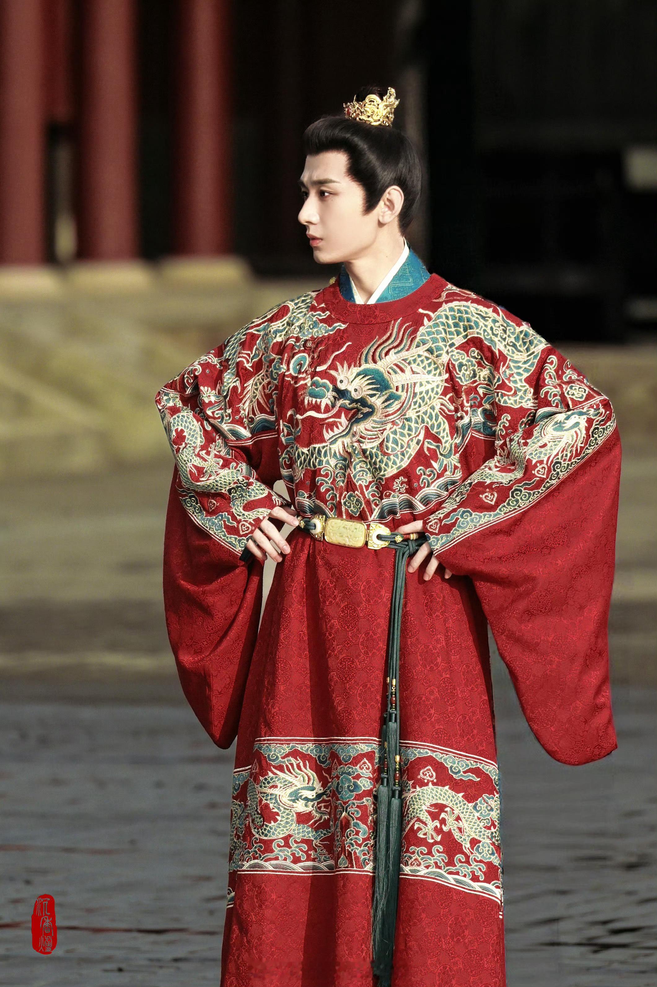 成毅希望能带来更多不一样的角色两京十五日拍摄顺利，期待早日杀青见面，期待成毅朱瞻