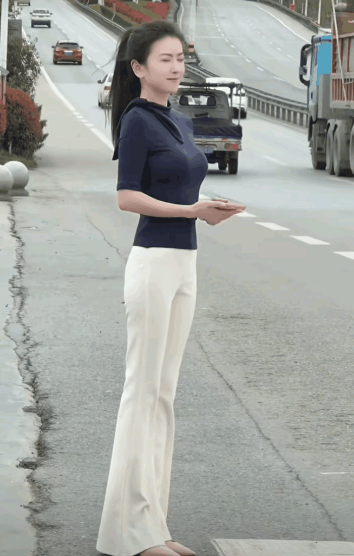 街拍
又开眼了[赞][赞][赞]