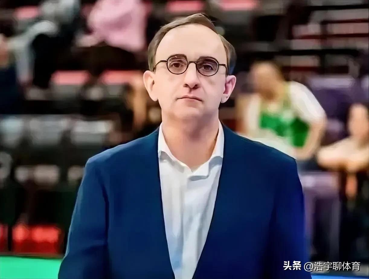 球迷朋友们对乌戈洛佩兹有可能取代杨鸣出任辽宁队主教练这事怎么看？
辽宁男篮u22