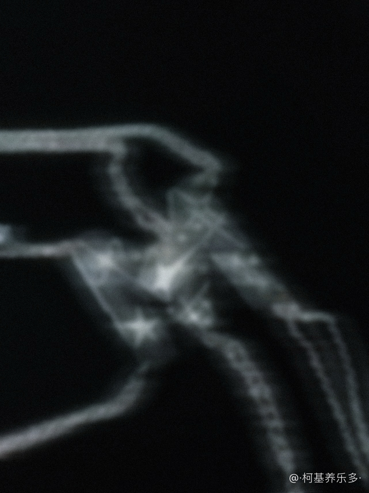 ？怎么我自己保存也有水印啊啊啊啊啊笑死我了哈哈哈哈哈哈哈哈哈哈哈 