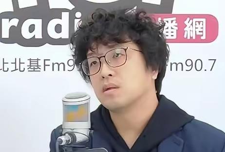 4月初，台北政坛热度不减，沈伯洋成为媒体和坊间议论的焦点。

在最新一期节目专访