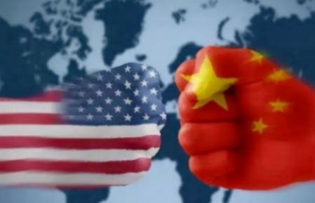 美国要是倒下了，最受伤的还是中国，为什么这么说，因为美国现在还是第一。
 
要说