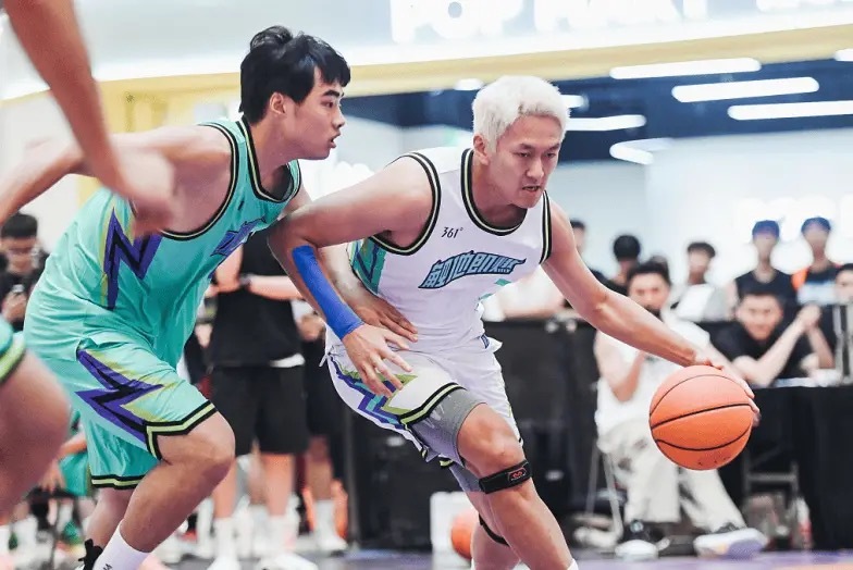 梦想照进现实！2024CBA选秀大会今日正在进行中，杨政在次轮第21顺位被四川队