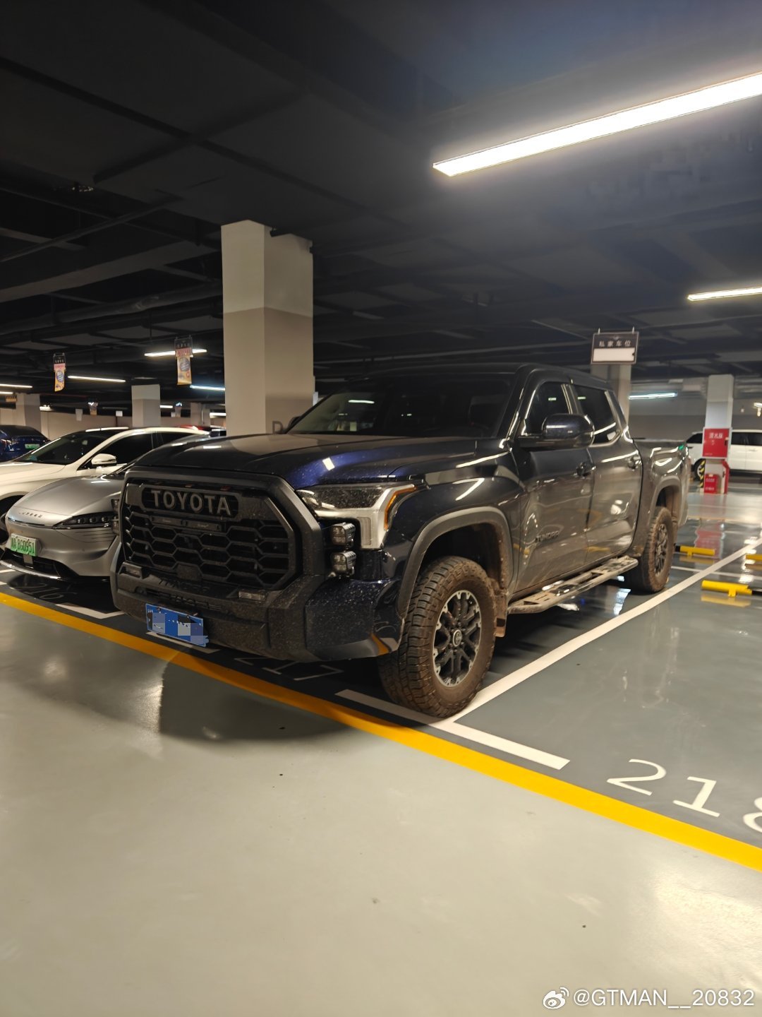 ktm 泥巴老的车。 ​​​