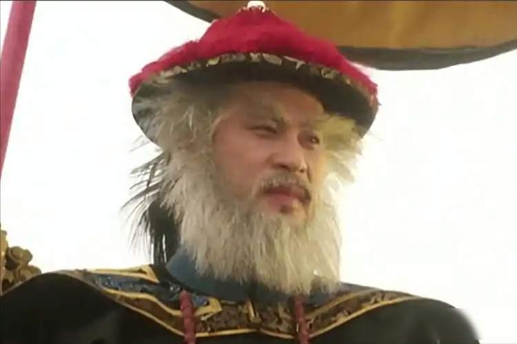 公元1665年的紫禁城,刚满十一二岁的小康熙,要大婚了。 
1665年的紫禁城，