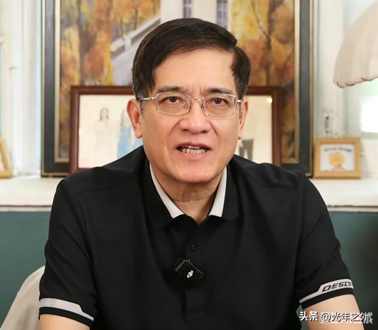 郎咸平直白点透：新一轮财富周期已到来，大额资金悄悄调整方向，普通人别死抱着老思路