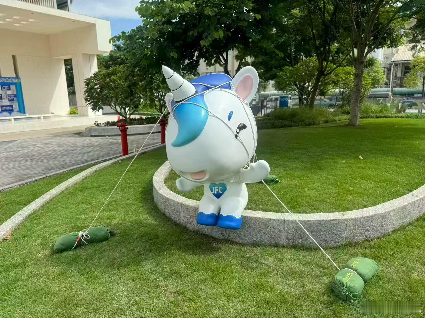 桦加沙哈哈哈企鹅被拴Q了 ​​​
