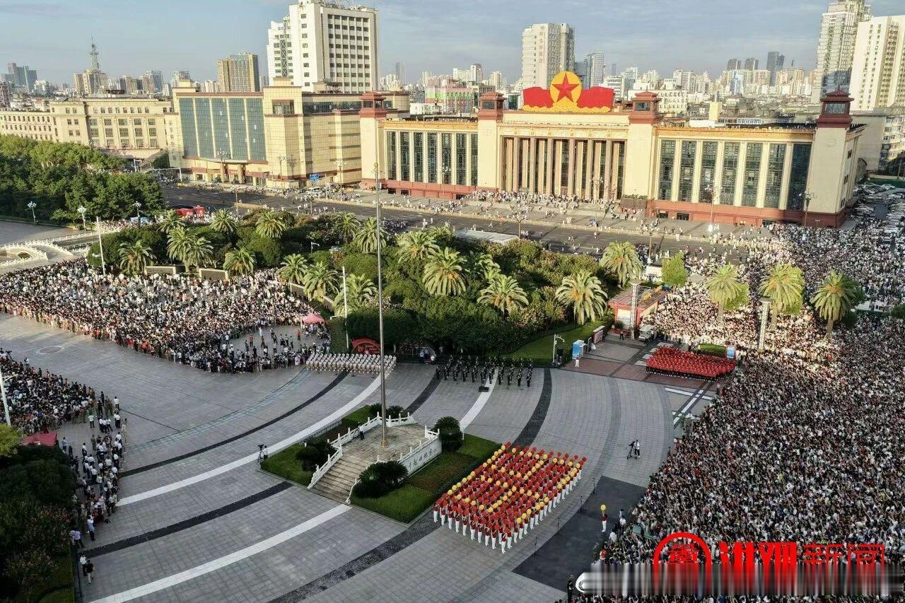 【八一建军节 庆祝中国人民解放军建军暨八一南昌起义99周年】今天（2026-08