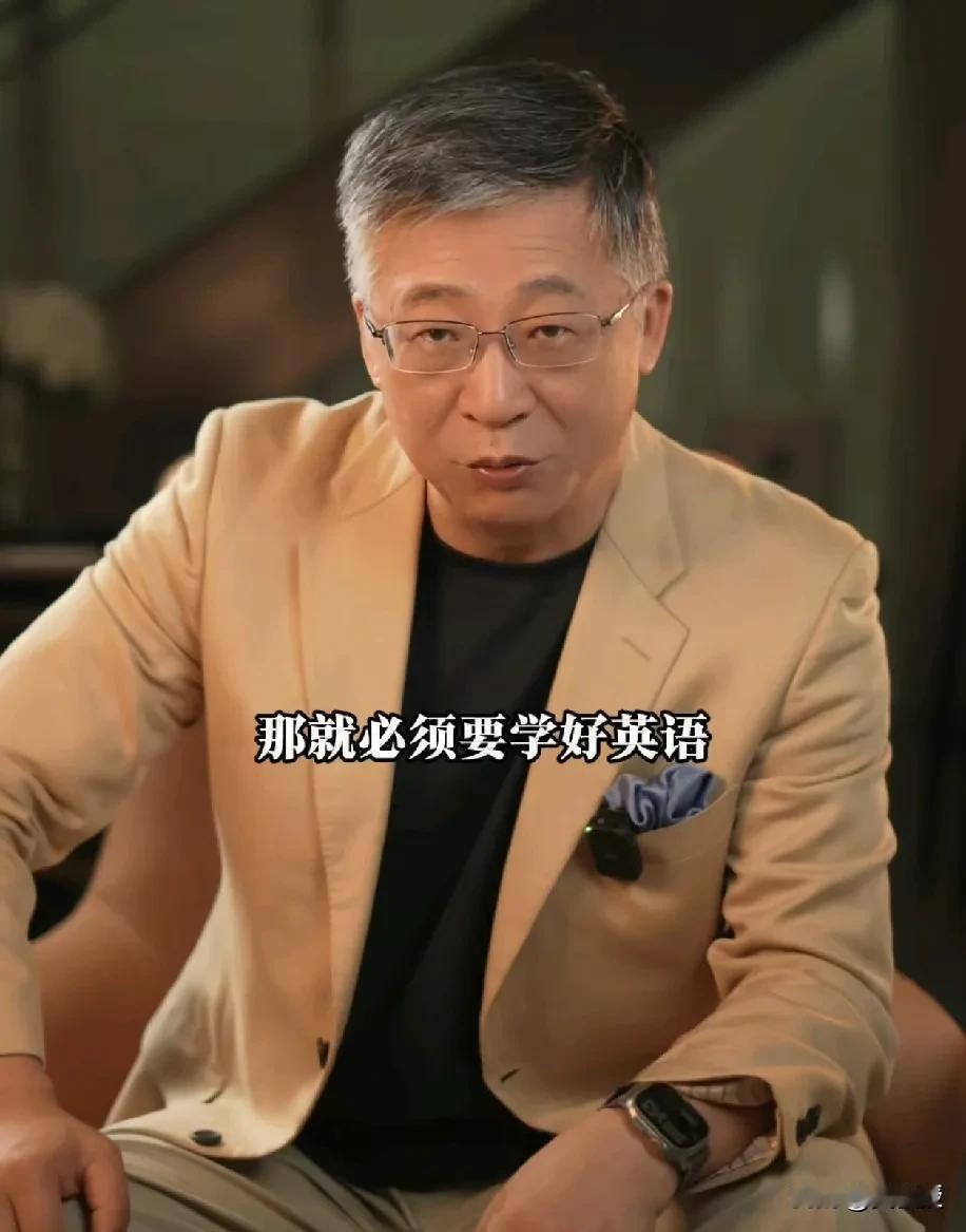 降低英语权重，救不了农村孩子
现在有种说法越来越流行，农村孩子上大学难，根子在英