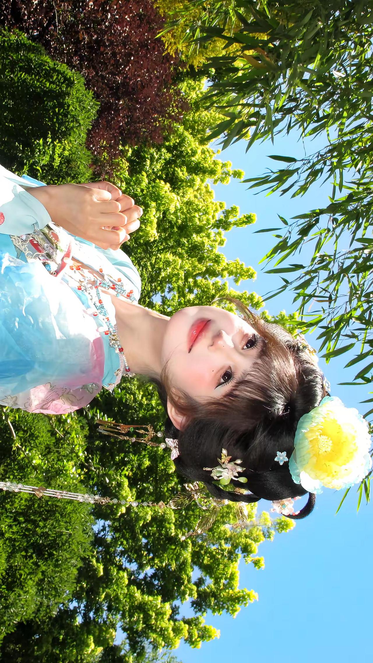 怎么会有这么萌的小唐风呀！妆造 汉服 北京 小唐风