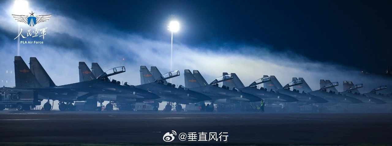 这张氛围真棒航空创作计划航空[超话] ​​​