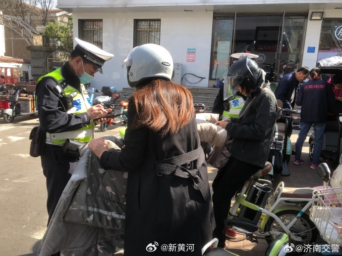 【#济南交警回应网传电动车临牌注销#】近日，市民反映说网传所有的电动车临牌都要注