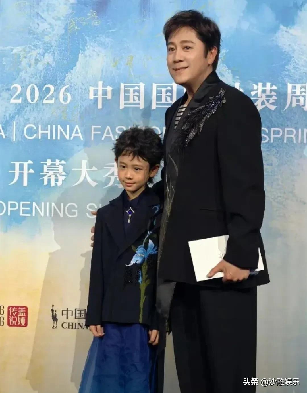 蔡国庆，太骄傲了！
 
3月20日深夜，一向低调温和的蔡国庆，罕见在社交平台高调