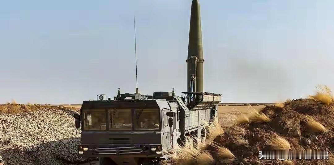 俄军使用RM-48U 型靶弹空袭基辅，还发射 “锆石” 高超音速导弹。