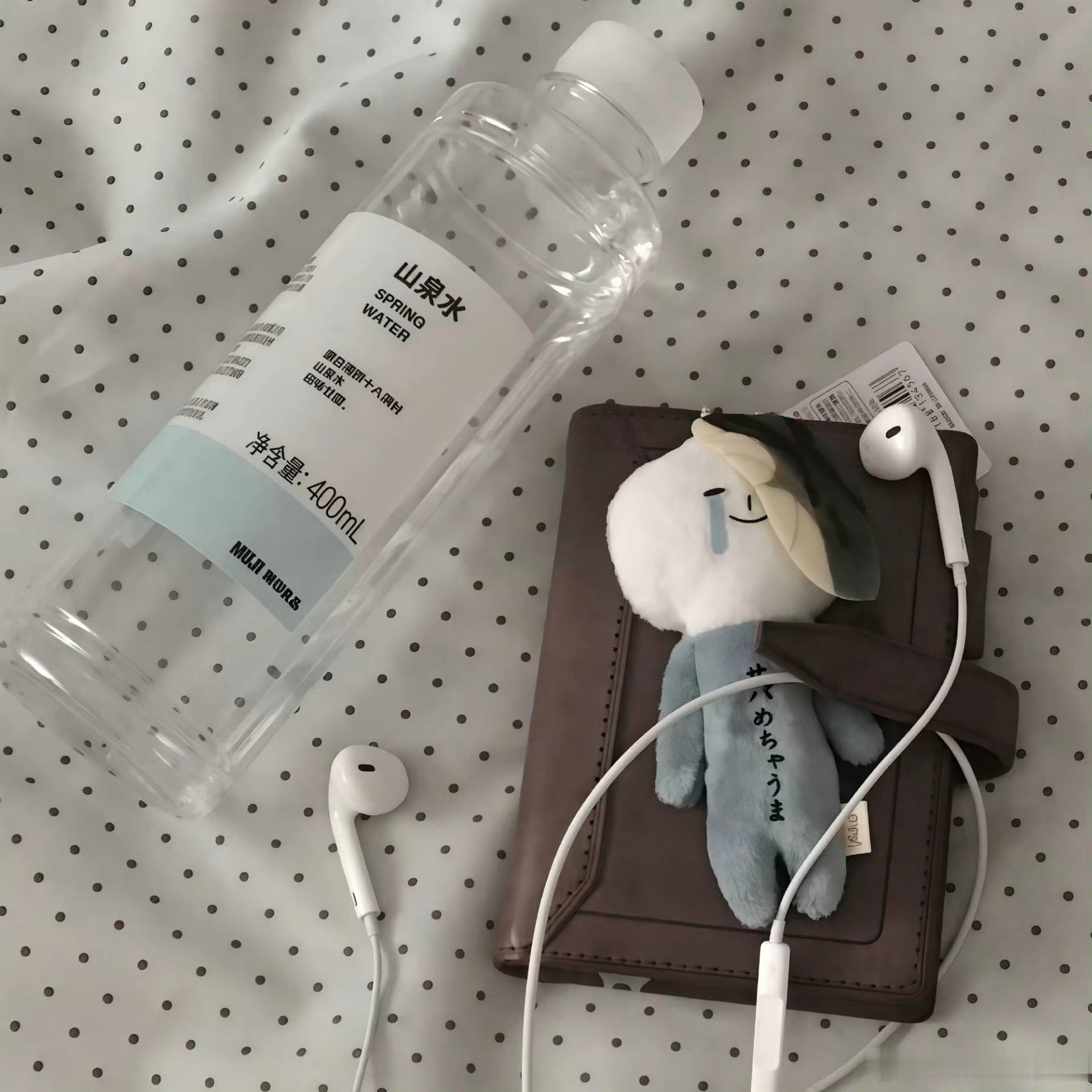 𝑾𝒆𝑪𝒉𝒂𝒕头像背景图搭配｜杂风集  