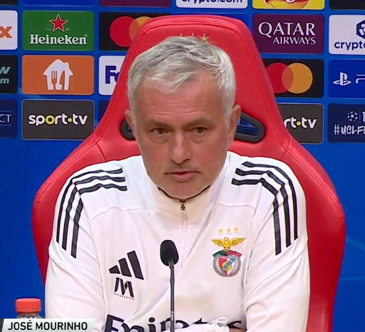 穆里尼奥：“阿韦洛亚就像我的儿子，他是我训练过最优秀的球员之一，也是是我最喜欢的