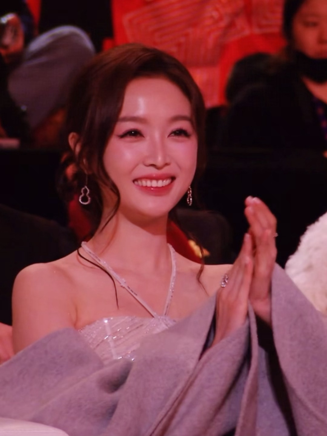 国剧盛典wxy吴宣仪 内场近景又漂亮又可爱的鼓掌选2025国剧盛典