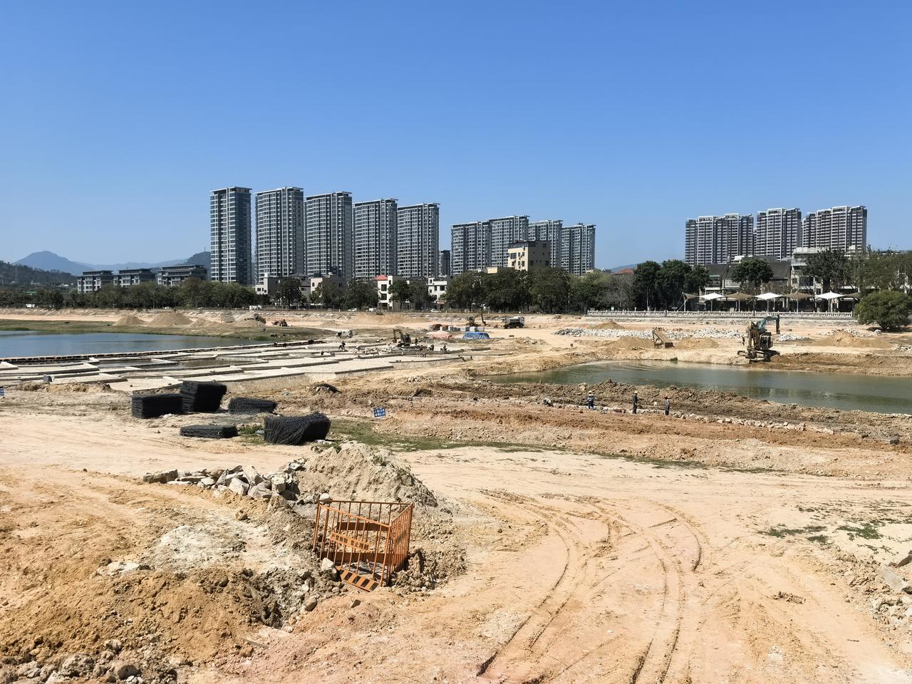 同安老城区西溪提升现场进度。。。其中这个节点工程又将是一个戏水的网红打卡点。。。