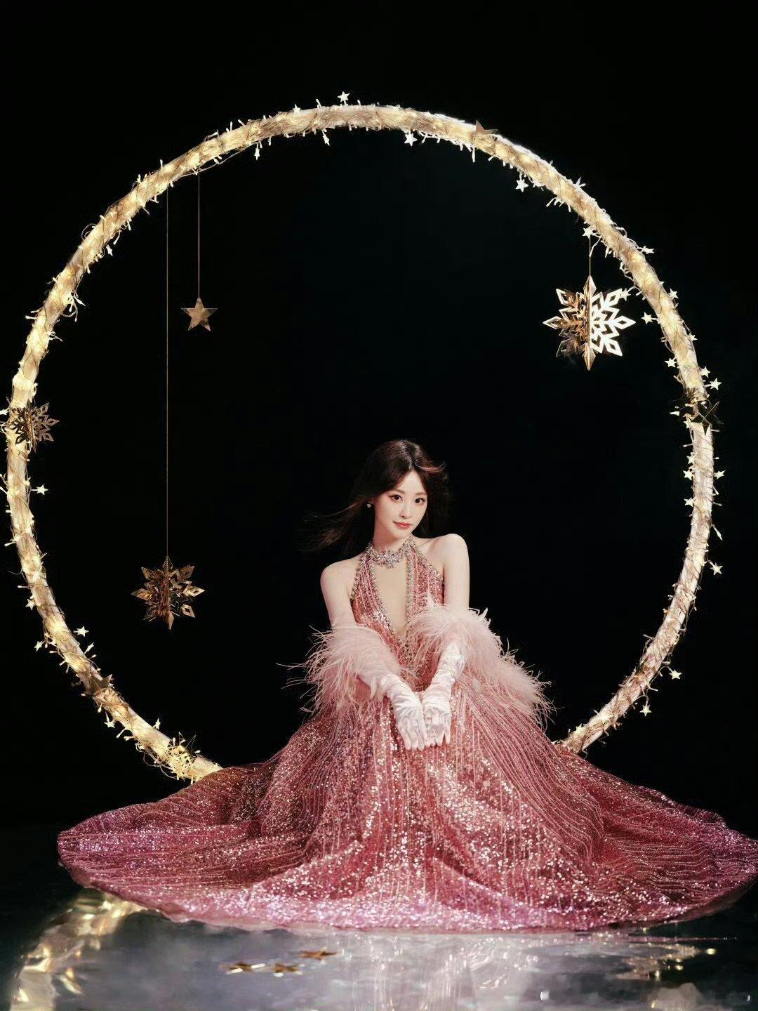 祝绪丹四处放电祝绪丹微博之夜放电上瘾，小爱心换大爱心疯狂输出，主打一个雨露均沾！