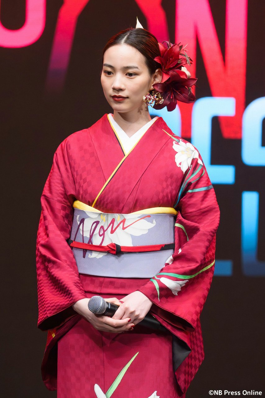 日娱新闻能年玲奈 2026年6月13日，在京都剧场举办了“第32届 Fashio