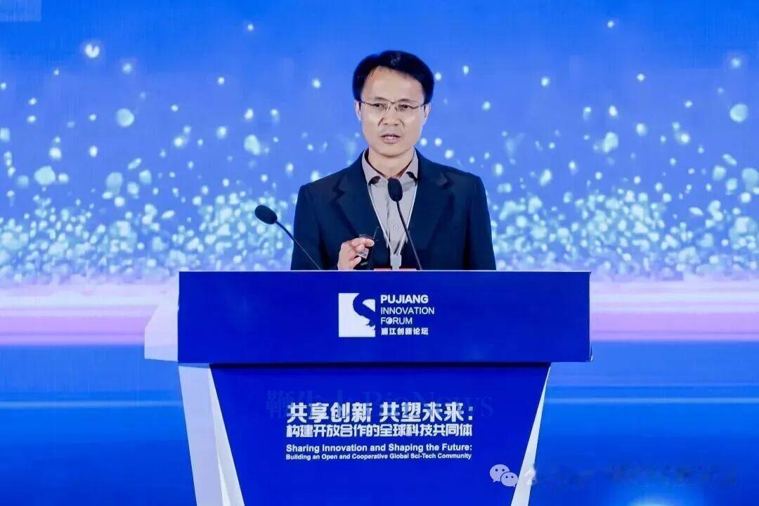 消息称阿里达摩院具身实验室负责人赵德丽离职
 凤凰网科技讯 9月14日，据“让互