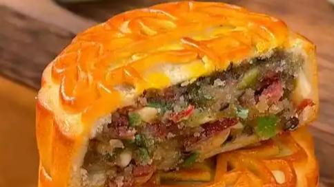 【中秋过完，五仁月饼都去哪了？有人专门当"香饽饽"收】
过节剩的月饼，你家常怎么