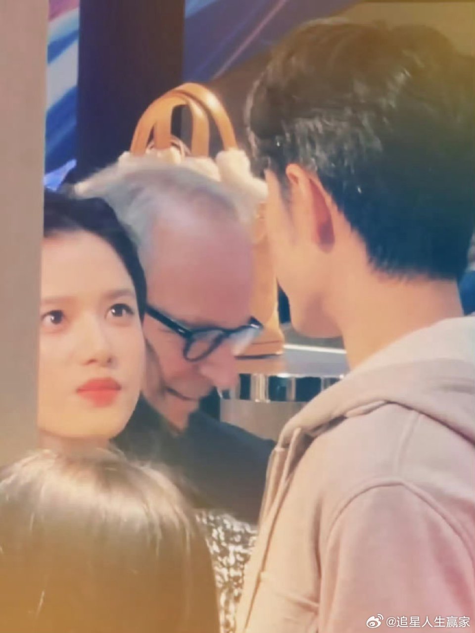 这个澳门tods活动，办的太好了！三厨狂喜！藏海传收官后的首次同框肖战张婧仪郎才