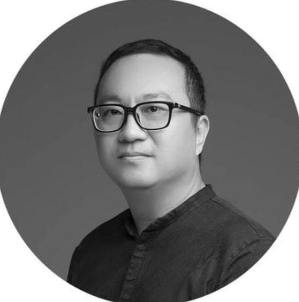 1992年，浙大高材生李红涛被警察逮捕，然而让所有人不敢相信的是，他竟然趁着警察