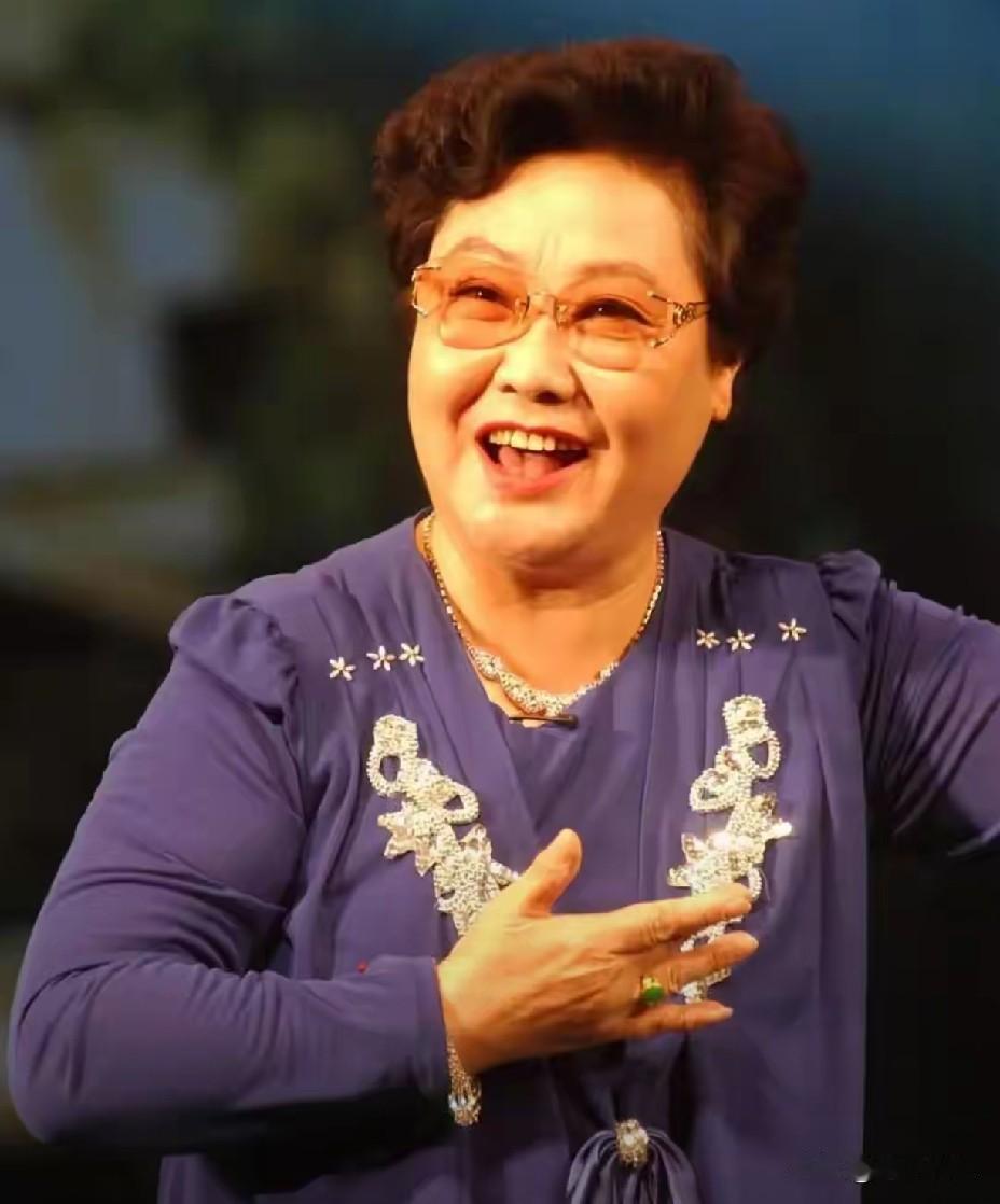 “人民艺术家”郭兰英安静离开了。
97岁的她离世后遵从遗愿，
不设灵堂、不开追悼