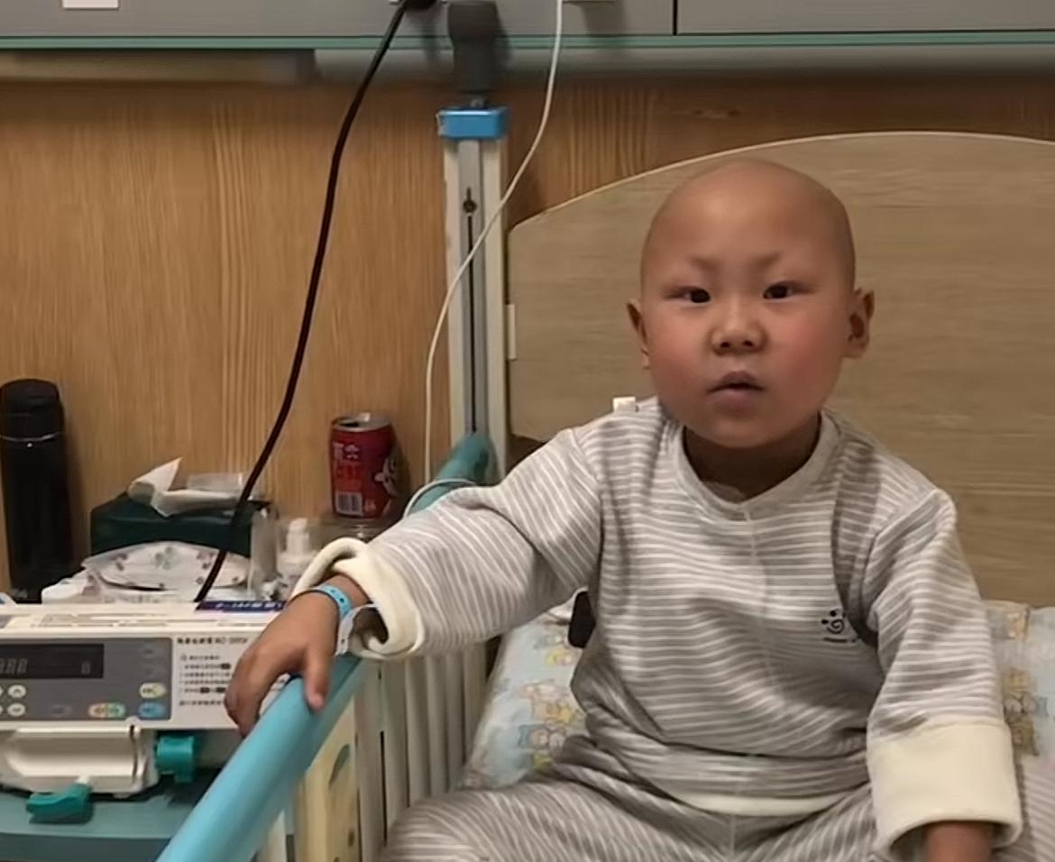 浙江抗癌小男孩“笑笑”去世，年仅9岁，抗癌已经超4年，五天前刚过完生日，生命的最