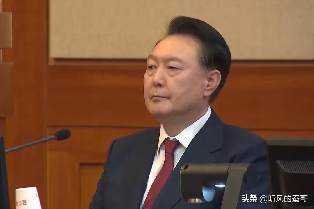 韩国宪法法院以8∶0通过国会对尹锡悦的弹劾，裁定罢免，尹锡悦正式下台！