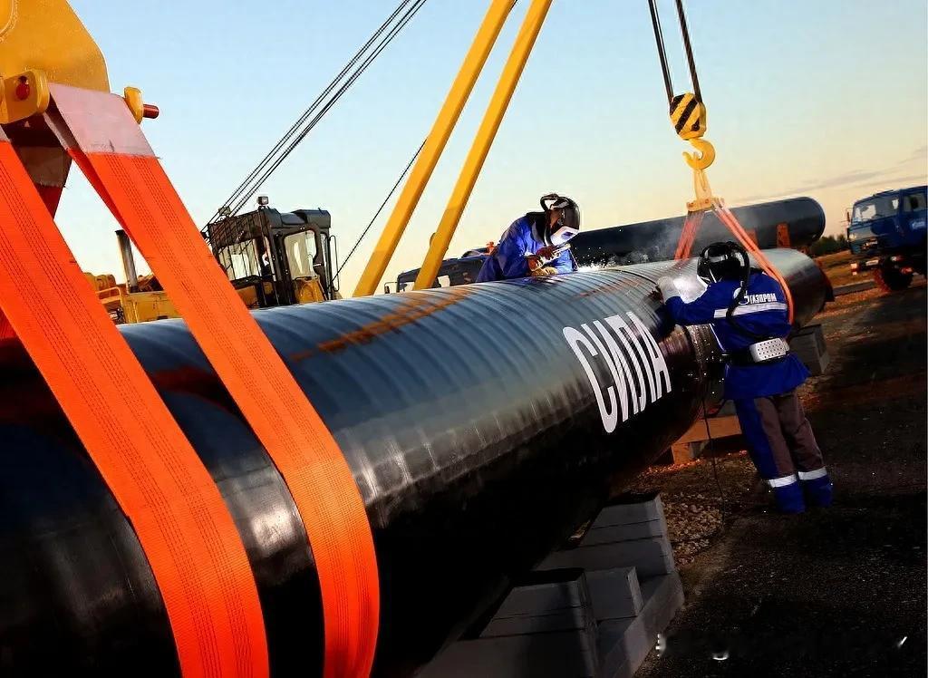 12月23日，俄罗斯驻华大使伊戈尔·莫尔古洛夫表示，目前正在研究建设经蒙古国领土