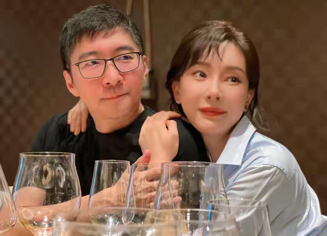 陈数
赵胤胤
夫妻照