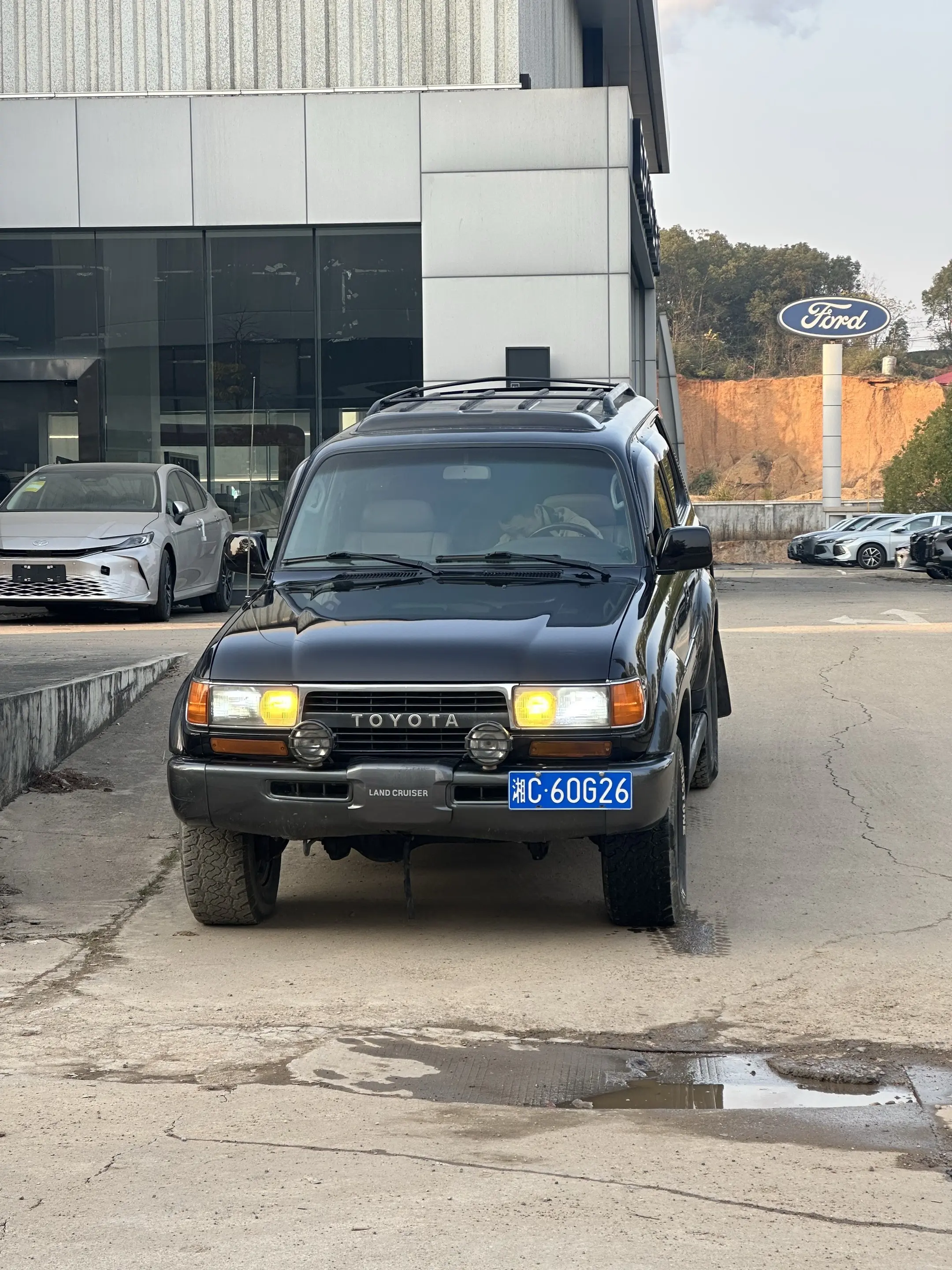 时间是一把尺 量人 量心 量距离 人心是一杆秤 称情 称重 称感情