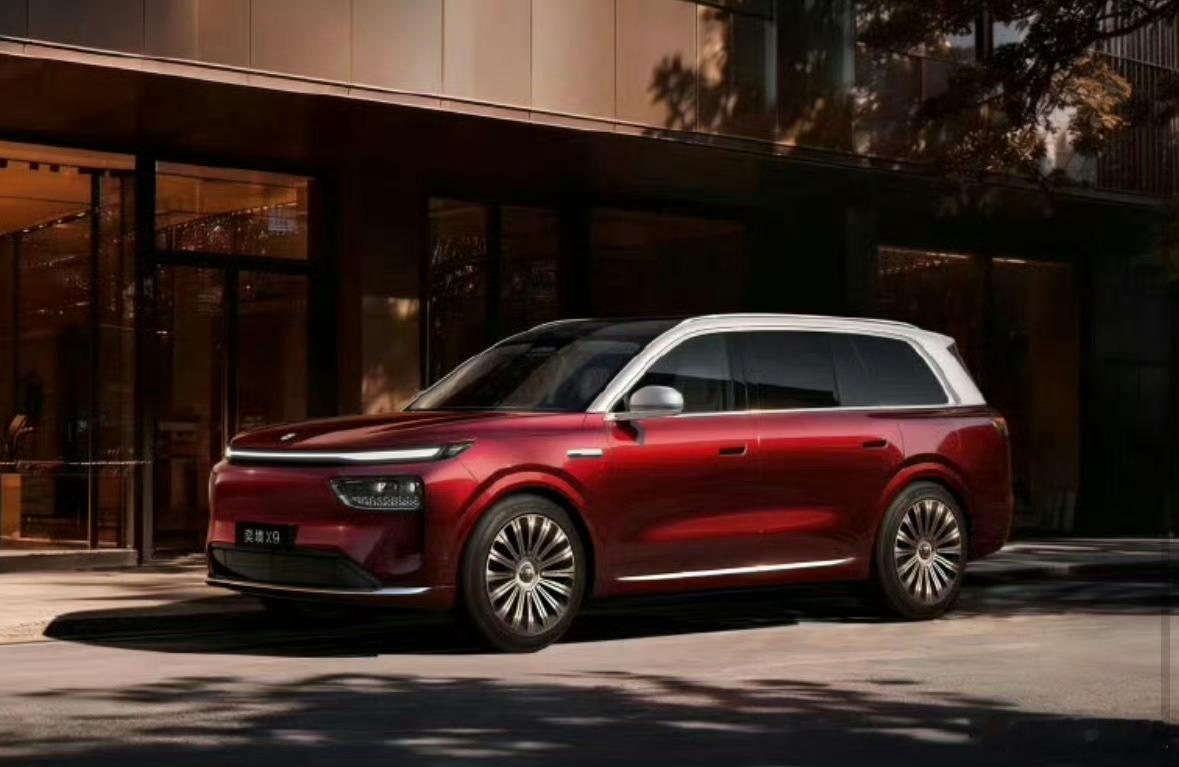 奕境X9一车带完华为全部新技术这次北京车展，奕境新车直接炸场真的给这种强强联合的