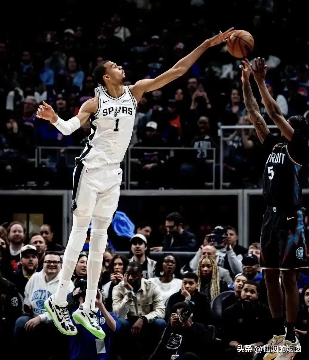 文班亚马的防守覆盖面积确实夸张，从里到外，从外到里，全面覆盖，这一点没人会否认，