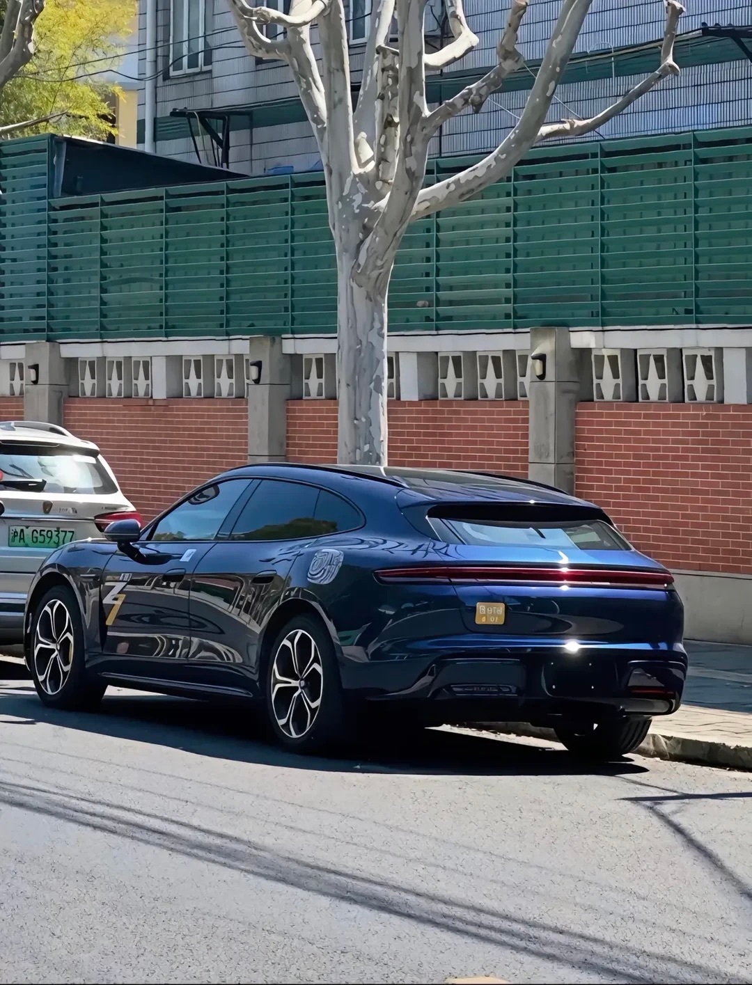 尚界Z7/Z7T实车现身街头，颜值这一块拿捏得死死的 