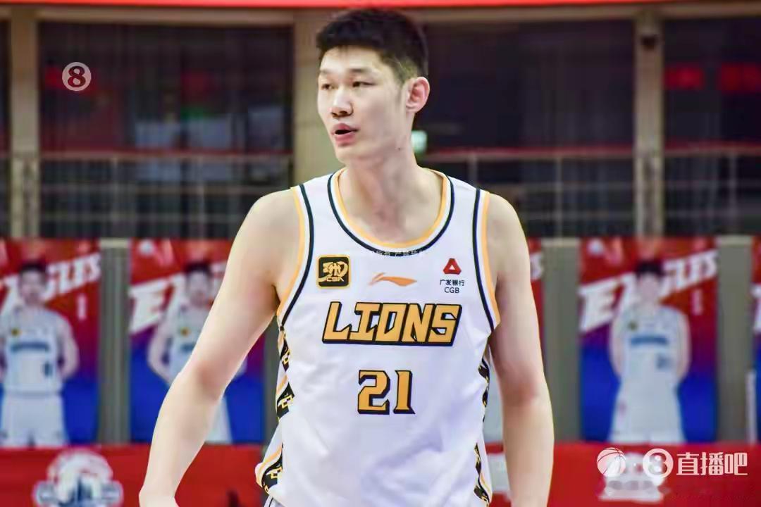 胡金秋效力广厦队，2024 - 2025赛季常规赛MVP。常规赛他出场44次，场