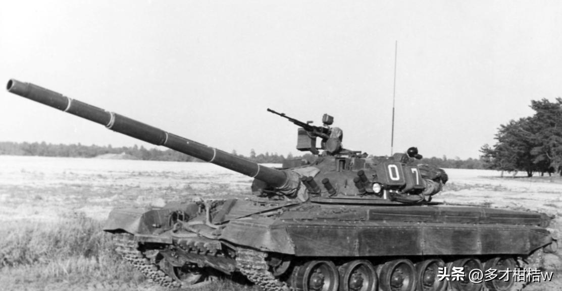 如果从T-80坦克在1976年7月在文件上加入苏联军队算起那么在理论上T-80坦