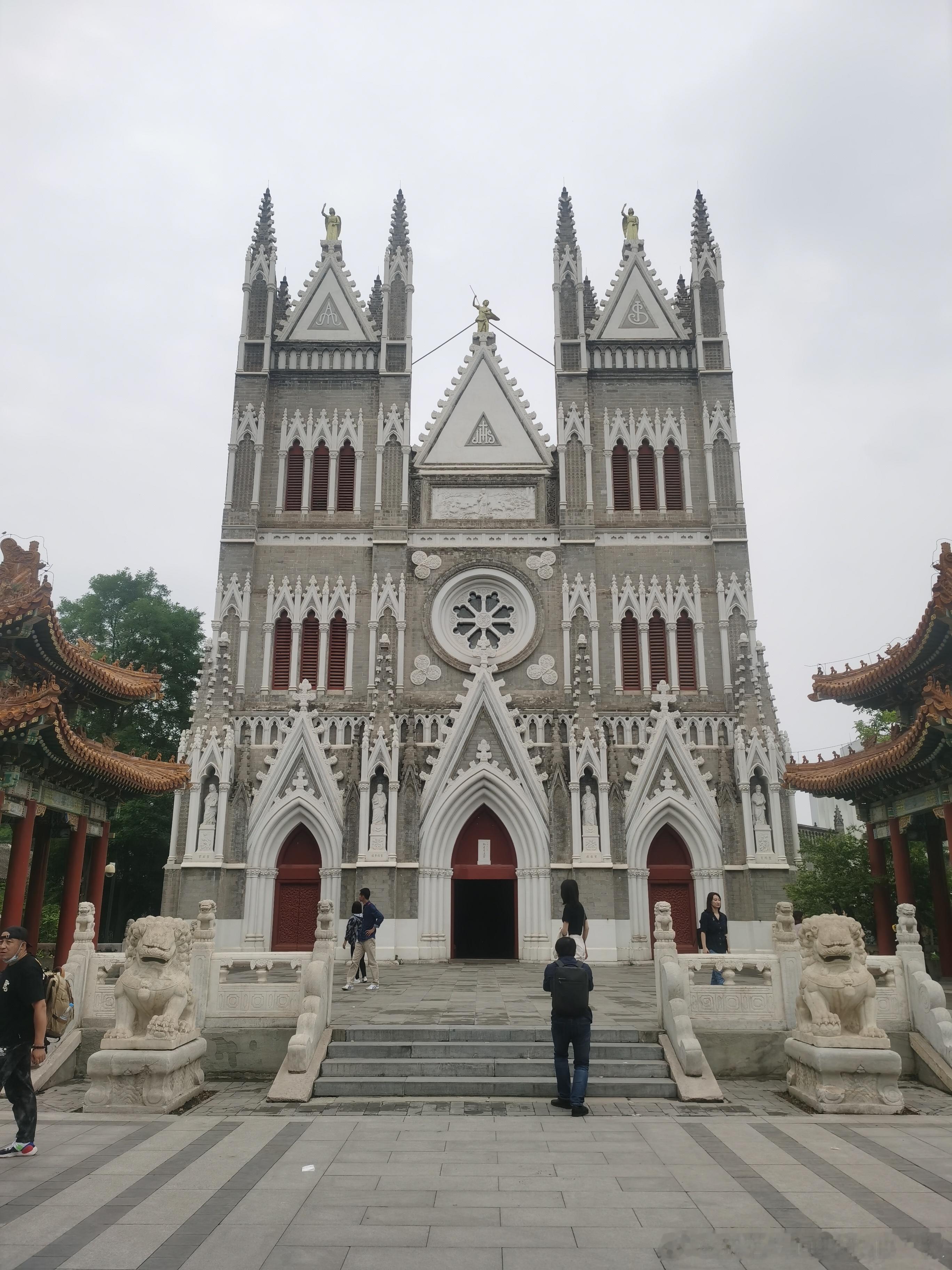 北京西什库大教堂（北堂） ，一座极具建筑特色和厚重历史的场所。  摄影​​​