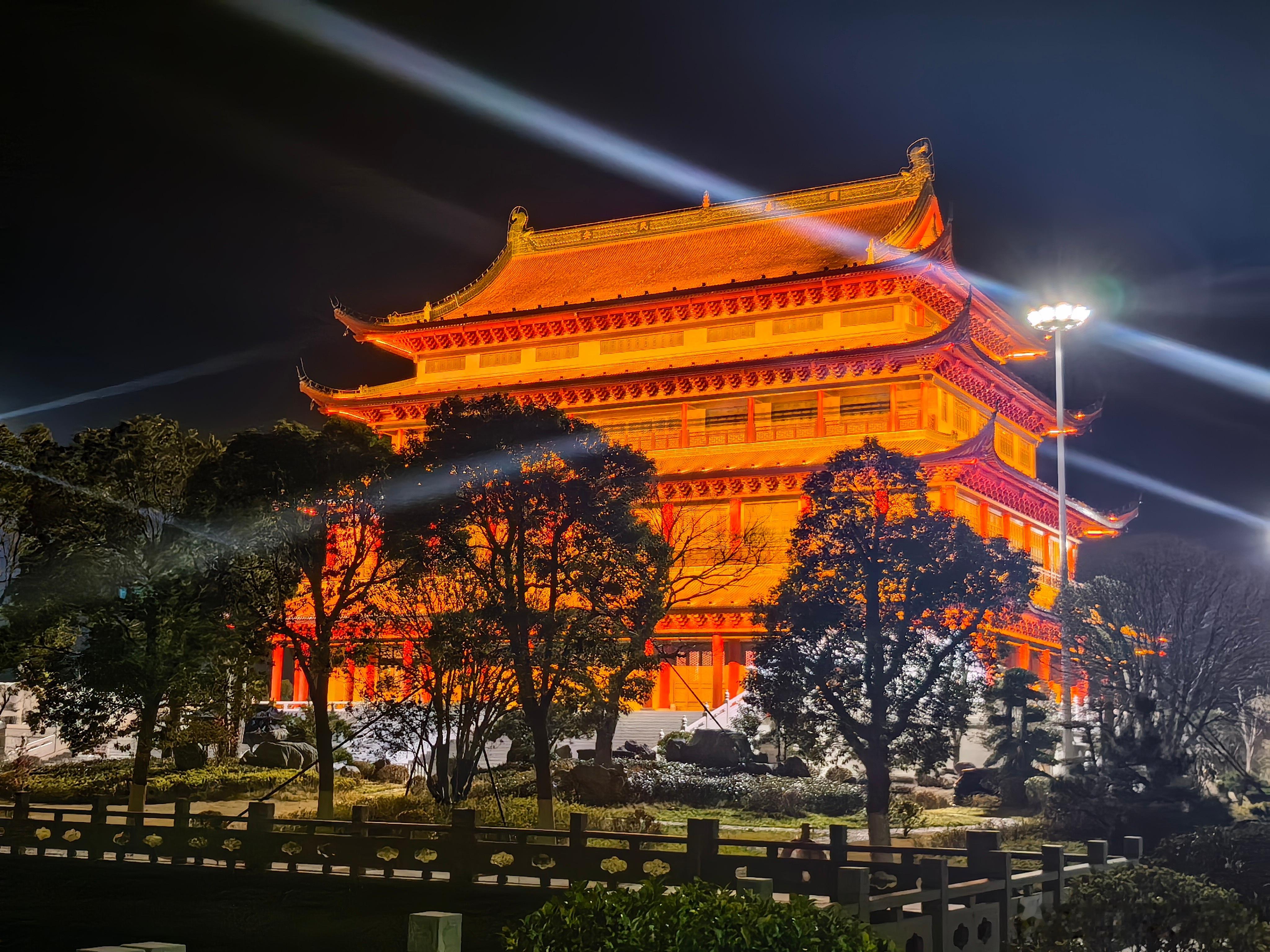 让开心走过昨天，让快乐迎来今天，让幸福相约明天，让健康跟随我们每一天！早上好！健
