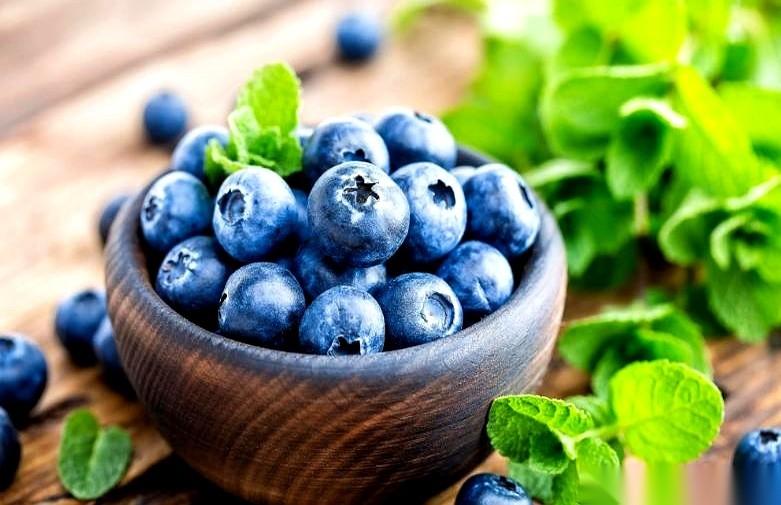 糖尿病患者敢吃水果？这个念头在很多人心里，和“想死”几乎划等号。但最近，蓝莓在内