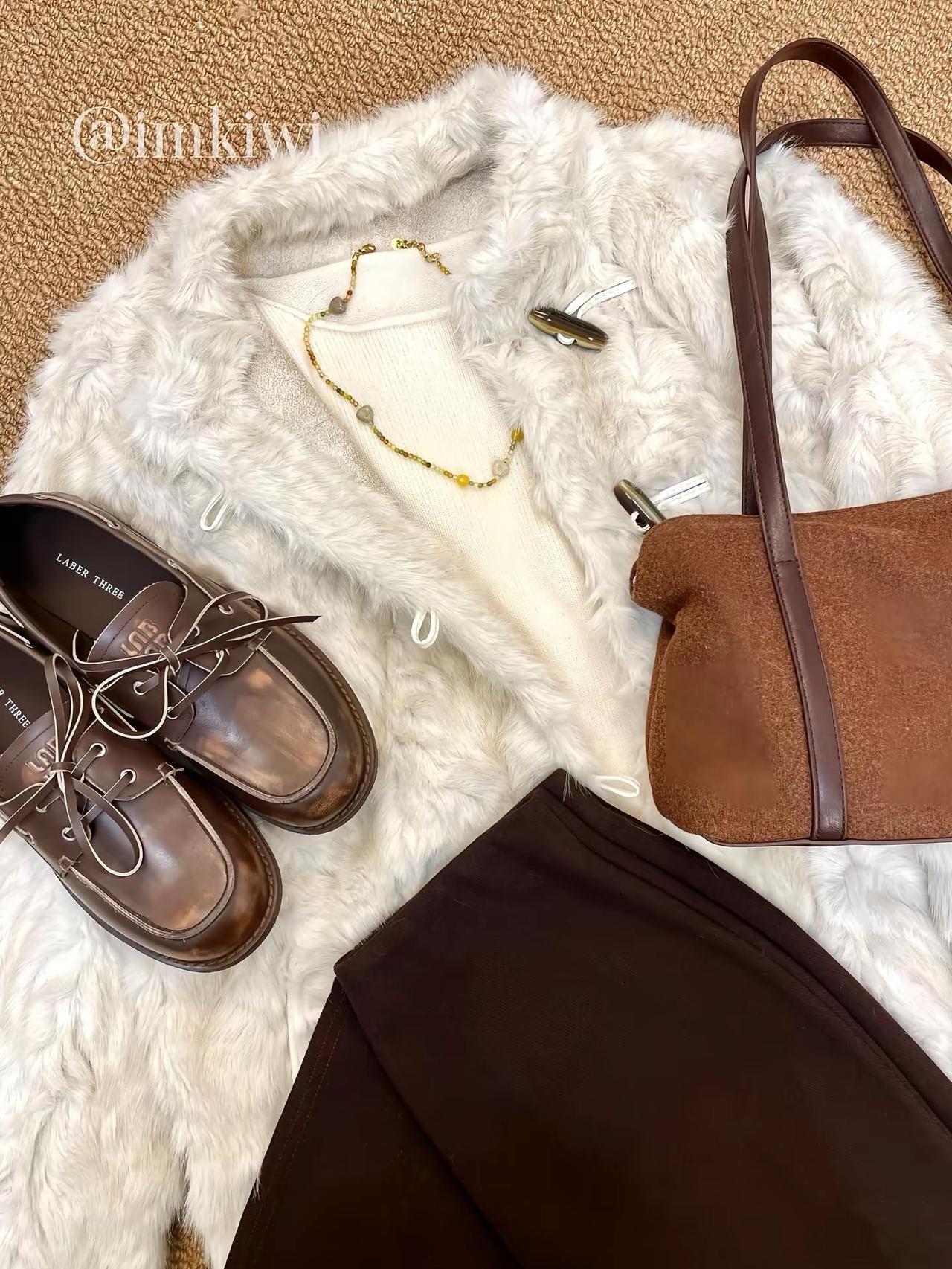 日子平淡，好在我喜欢。秋冬穿搭 今天穿什么 秋冬新款