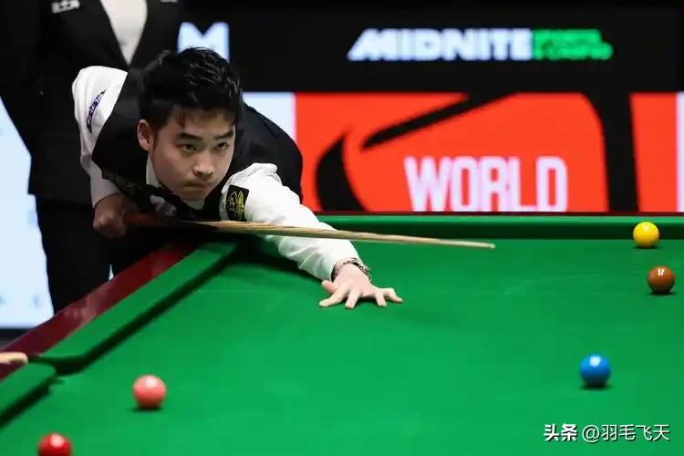 中国军团3人晋级16强
北京时间9月29日晚，2026年斯诺克深圳公开赛十六强争