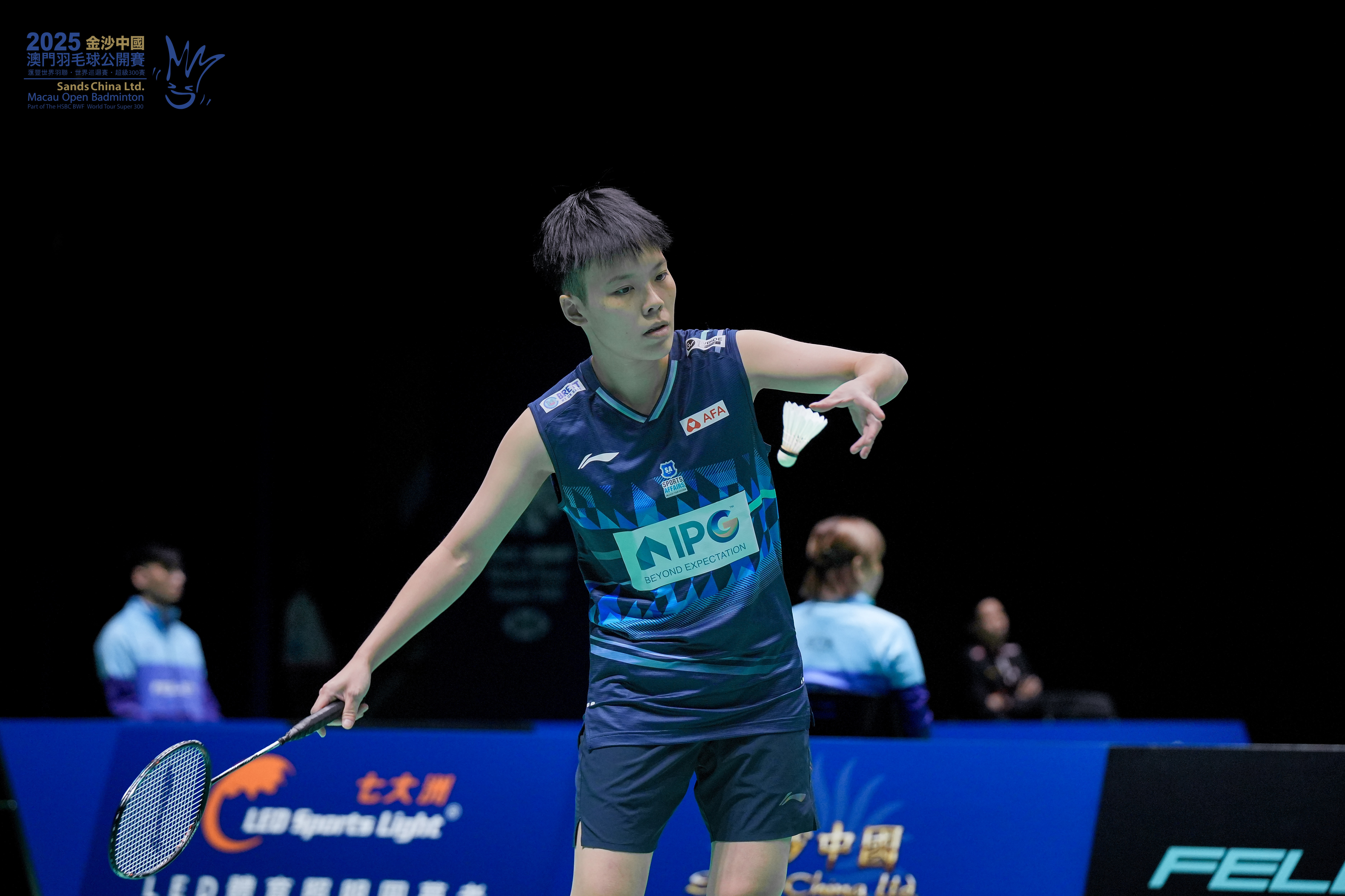 吴堇溦🇲🇾 12-21、21-17、21-19 🇲🇾蕾莎娜半决赛：吴堇溦