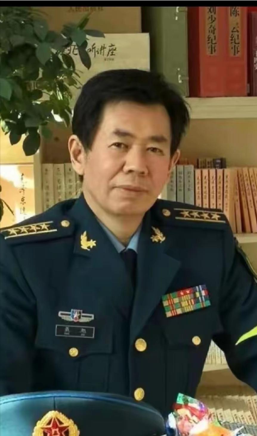 中国著名军事专家戴旭说:我们现在面对外部的各种挑衅，如果在不采用伟人毛主席对外敌